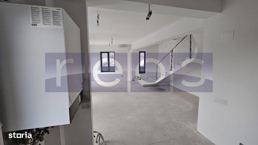Vila D+2+M | 4 parcari private | 3 apartamente cu intrari separate - 2