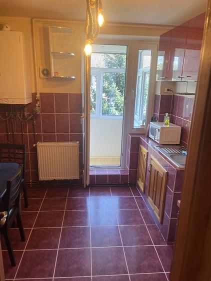 Inchiriez apartament cu doua camere in Petrosani - 3