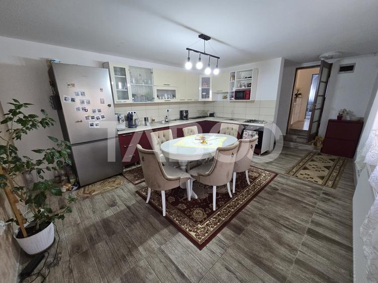 Casa mobilata de vanzare 150 mpu teren 450 mp garaj Piata Cluj Sibiu - 7