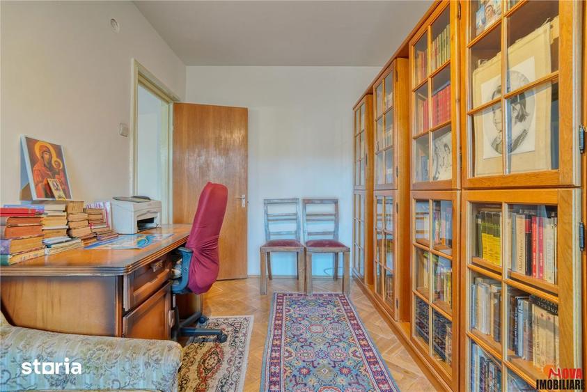 Apartament cu 4 camere în Astra