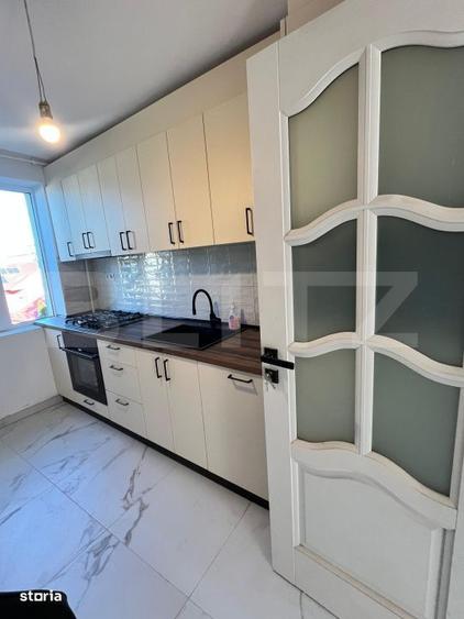 Apartament cu 4 camere decomandat în Central