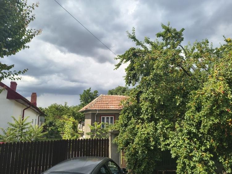 Casă cu 4 camere în Adâncata