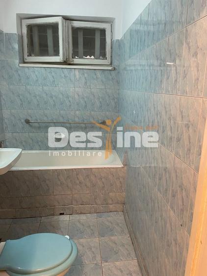 Apartament cu 3 camere semidecomandat în Drumul Taberei