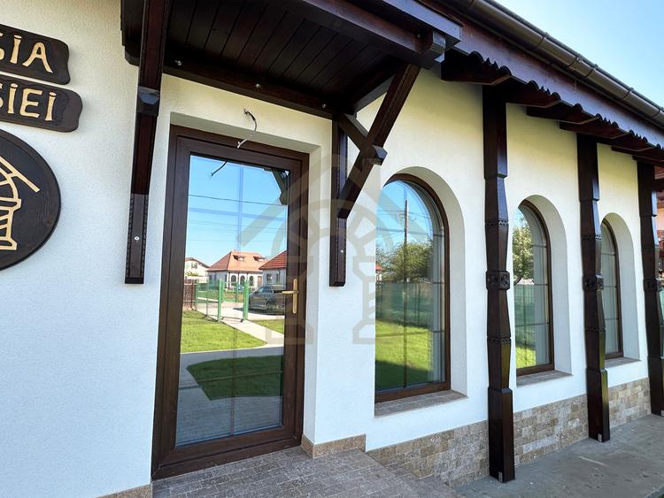 Casă individuală cu 4 camere cu Canalizare în Snagov