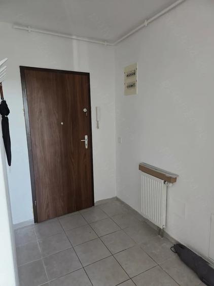 Apartament cu 2 camere semidecomandat în Șagului