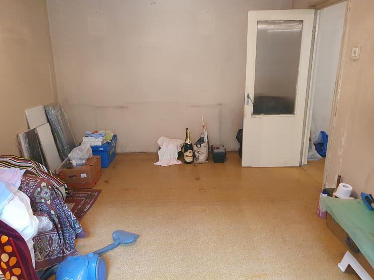 Garsonieră decomandată în Drumul Taberei