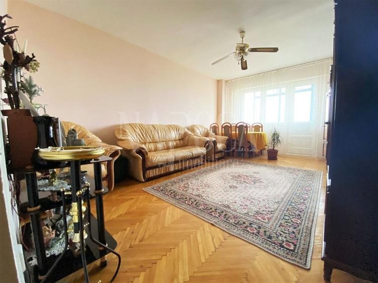 Apartament cu 3 camere decomandat în Zorilor