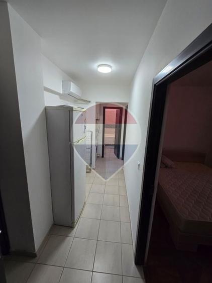 Apartament cu 3 camere decomandat, mobilat în Ultracentral