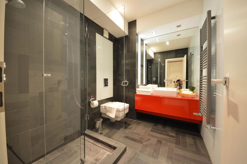 Apartament cu 3 camere decomandat, mobilat în Herăstrău