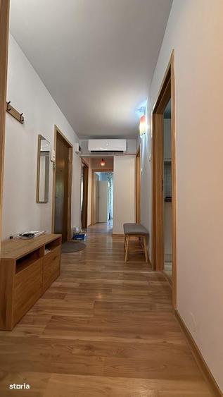Apartament cu 3 camere semidecomandat în Aviației