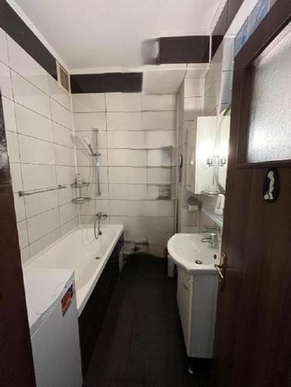 Apartament cu 2 camere decomandat în Centru Civic