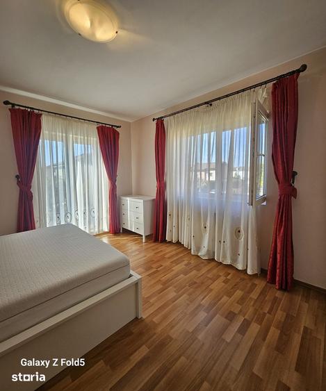 Casă cu 4 camere decomandat cu Teren 300 Mp în Europa