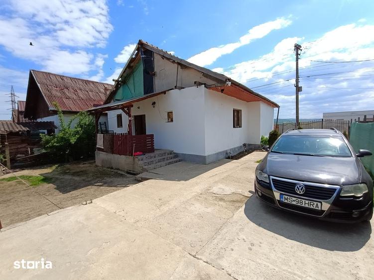 Casă cu 3 camere cu Teren 400 Mp în Central