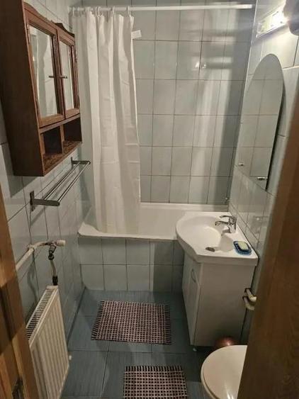 Garsonieră decomandată, mobilată în Tei