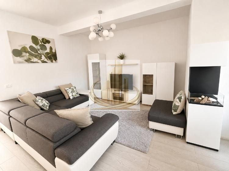 Duplex cu 5 camere cu Canalizare în Dumbrăvița