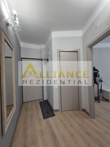 Apartament cu 2 camere decomandat în Universitate