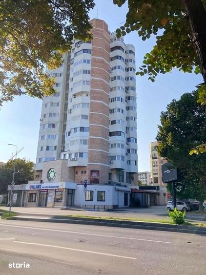 Apartament cu 3 camere, mobilat în Tomis I