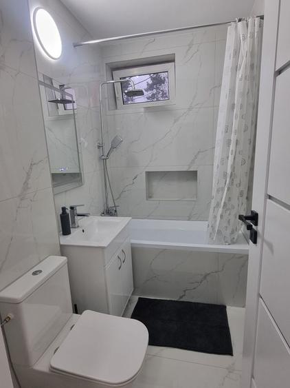 Apartament cu 2 camere decomandat în Exterior Vest