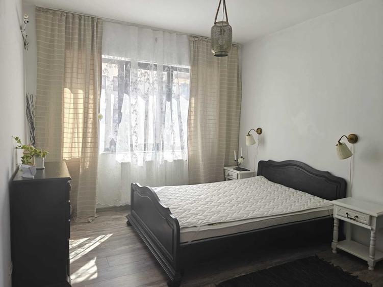 Apartament cu 2 camere decomandat în Grozăvești