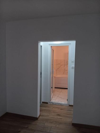Apartament cu 2 camere decomandat în Smârdan