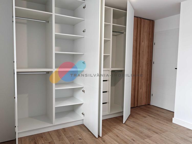 Apartament cu 3 camere decomandat în Dâmbul Rotund