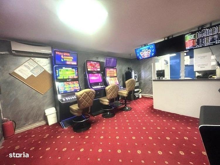 Spațiu comercial, de 43 mp, în Central