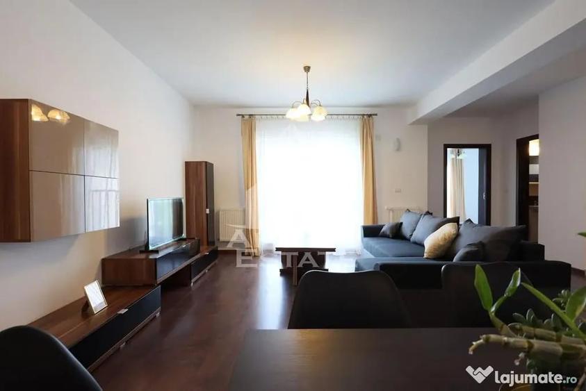 Apartament cu 3 camere semidecomandat în Subcetate
