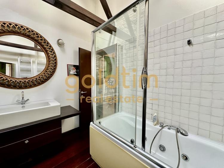 Casă individuală cu 5 camere cu Canalizare în Băneasa