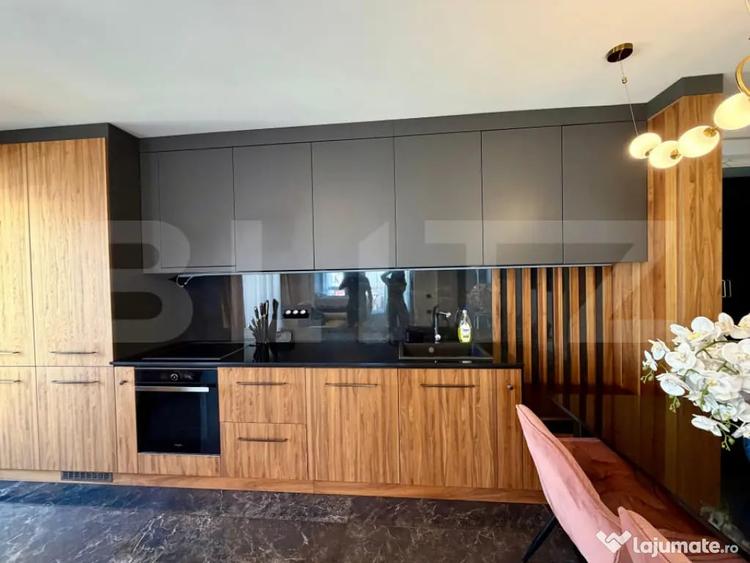 Apartament cu 3 camere semidecomandat în Bună Ziua