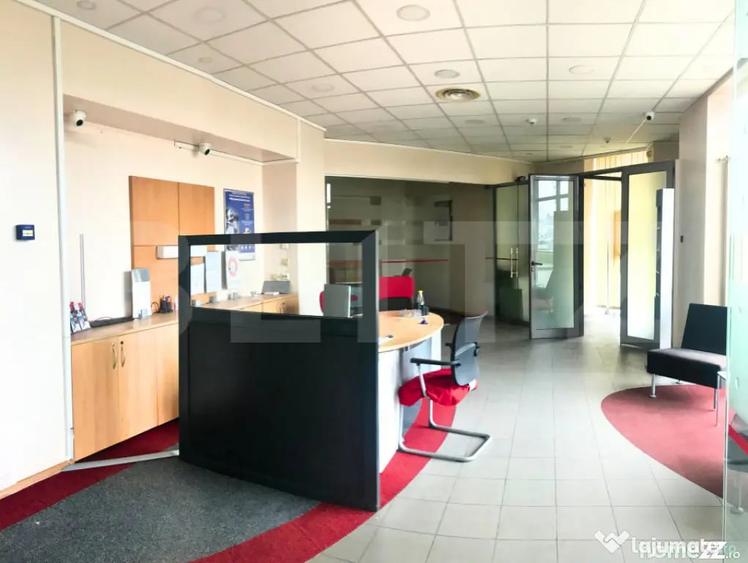 Spațiu comercial, de 160 mp, în Micro 3