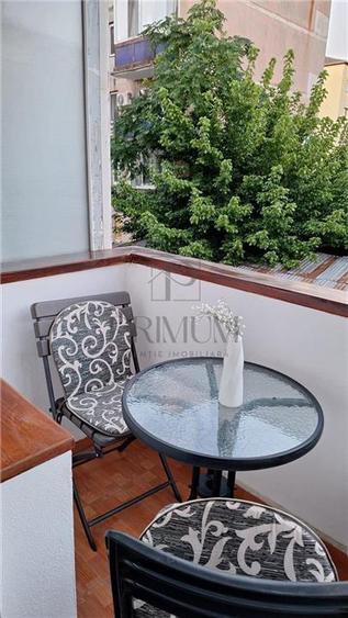 Apartament cu 4 camere decomandat, mobilat în Complex Studențesc