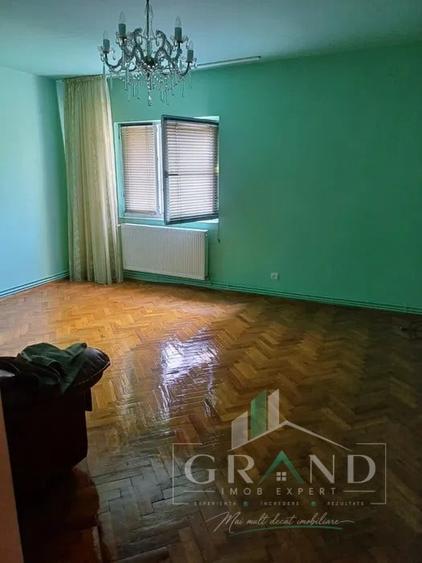 Apartament cu 3 camere decomandat, mobilat în Mănăștur