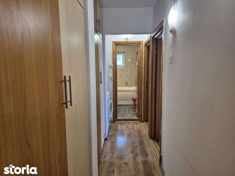 Apartament cu 3 camere decomandat în Canta