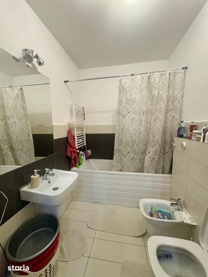 Apartament cu 2 camere semidecomandat în Subcetate