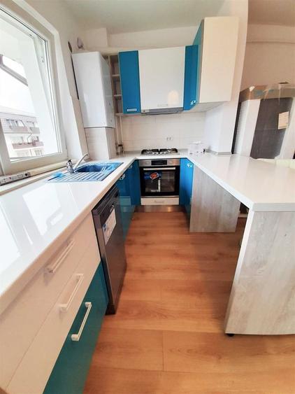 Apartament cu 2 camere semidecomandat în Sânpetru