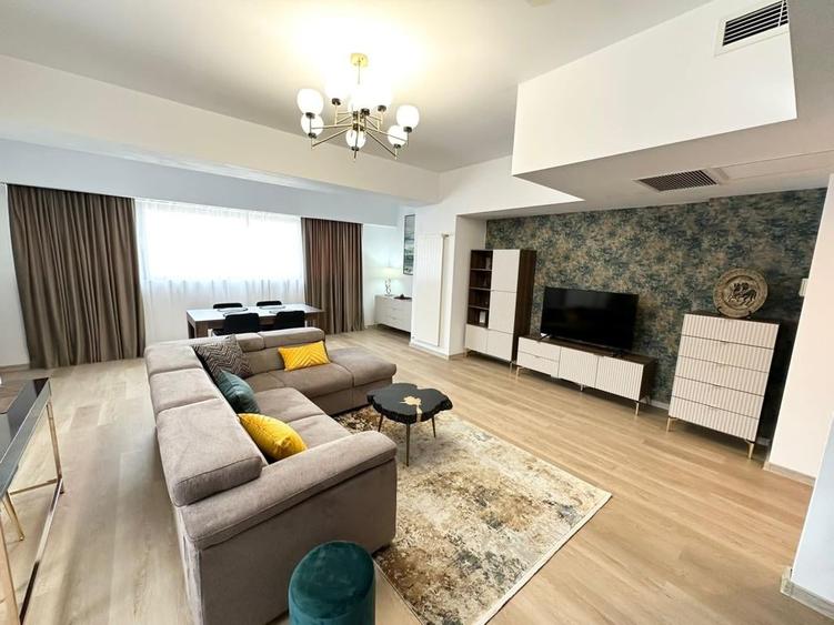 Apartament cu 2 camere decomandat, mobilat în Faleza Nord