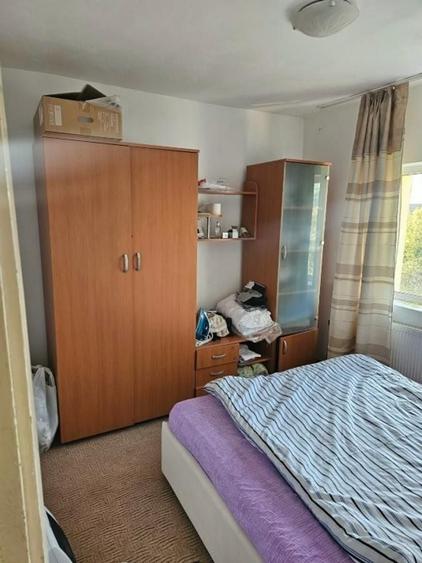Apartament cu 2 camere semidecomandat, mobilat în Soarelui