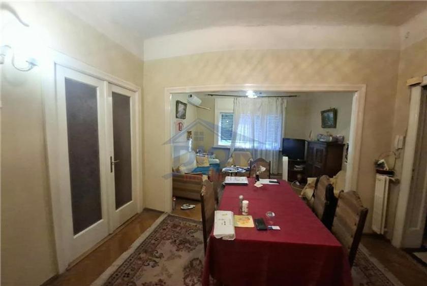 Apartament cu 5 camere circular în Cotroceni