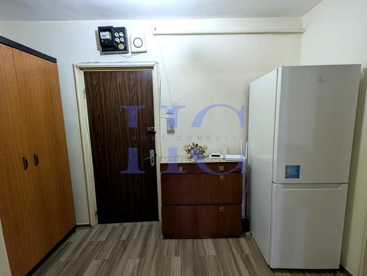 Apartament cu 2 camere semidecomandat, mobilat în Mihai Viteazul