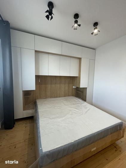 Apartament cu 2 camere decomandat, mobilat în Central