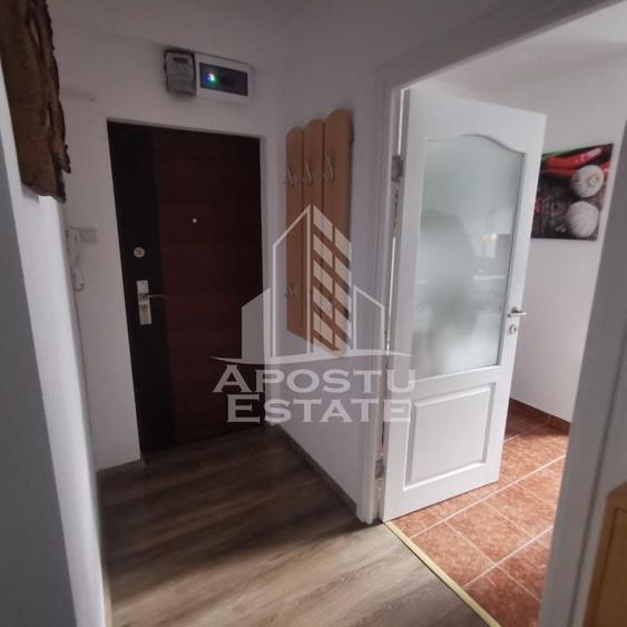 Apartament cu 3 camere decomandat în Complex Studențesc