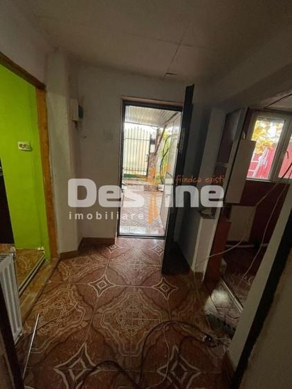 Casă individuală cu 3 camere cu Canalizare în Rahova