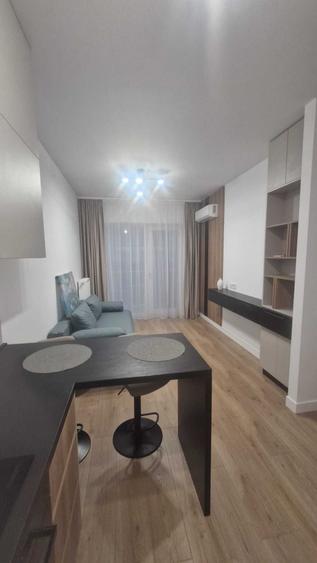 Persoana fizica Apartament 2 camere cu loc de parcare in Silk District (zona Tudor Vladimirescu) - 1