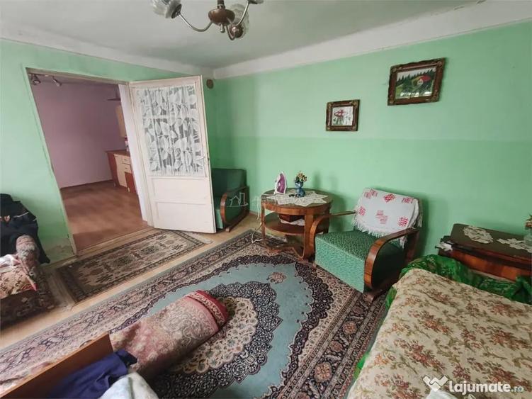 Casă cu 4 camere cu Teren 622 Mp în Central