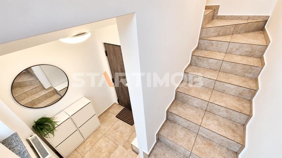 Apartament cu 2 camere decomandat, mobilat în Tractorul