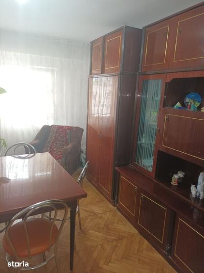 Barlad, 3 camere, 2 bai, pe B-dul Republicii - 3