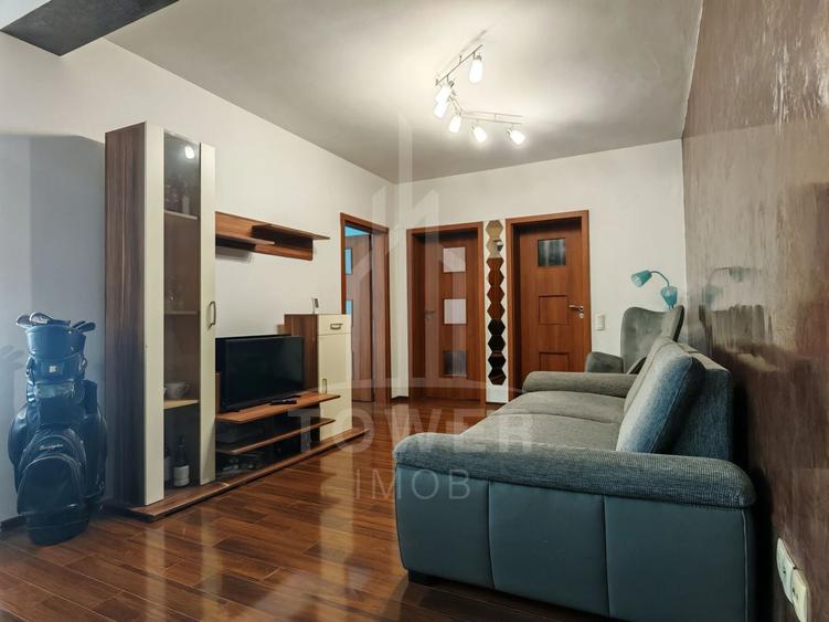 Apartament cu 3 camere decomandat în Hipodrom 2