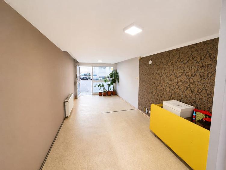 Spațiu comercial, de 30 mp, în Central