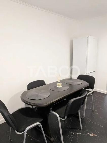 Apartament cu 3 camere semidecomandat, mobilat în Mărăști