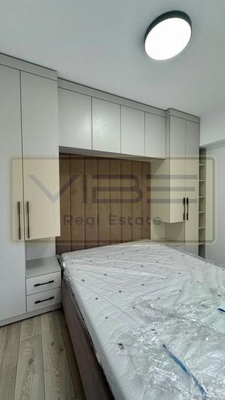 Apartament cu 3 camere semidecomandat, mobilat în Podu Roș